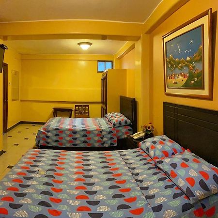 Hostal Montesa Guayaquil Exteriör bild