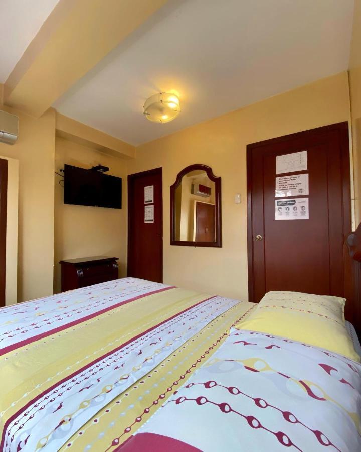 Hostal Montesa Guayaquil Exteriör bild